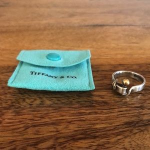 Size 7 Tiffany sterling ring - good condition